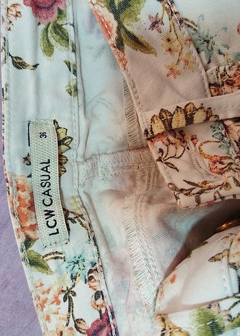 Çiçek Desenli Düğmeli Bohem Kadın Pantolon - Görsel 3