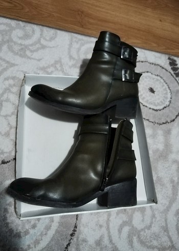 Kadın Haki renkte Deri Topuklu Botlar - Görsel 3