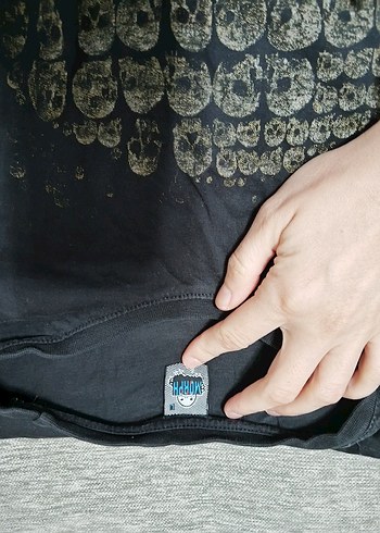 Siyah Baskılı Erkek Tişört - Görsel 2