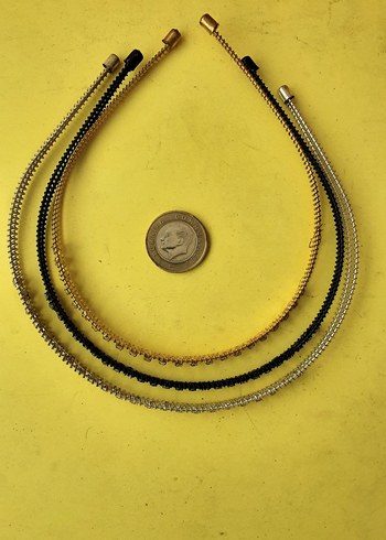 Kadın Parlak Taşlı Altın ve Siyah taçlar tanesi 20 tl - Görsel 7