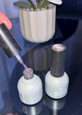 MOMO Beyaz Jel Oje - Görsel 2