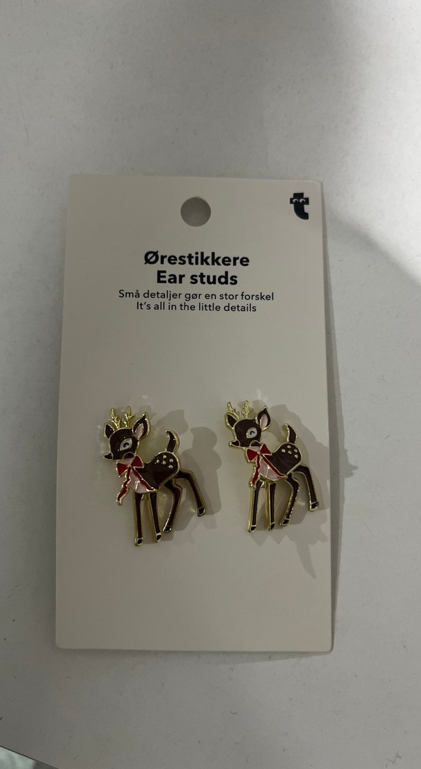 Altın Renk Mini Geyik Küpe - Görsel 3