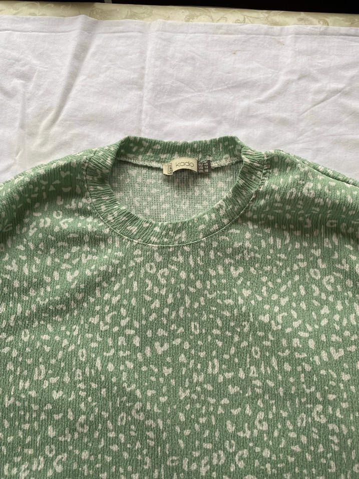 Yeşil Baskılı Düğmeli Hamile Bluzu - Görsel 5