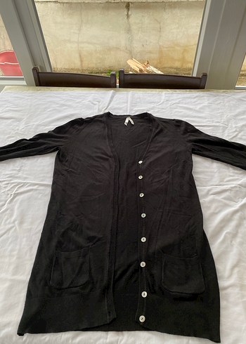 Düğmeli Siyah V Yaka Kadın Hırka - Görsel 6