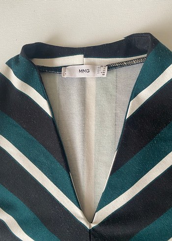 Çizgili V Yaka Midi Triko Elbise - Görsel 2