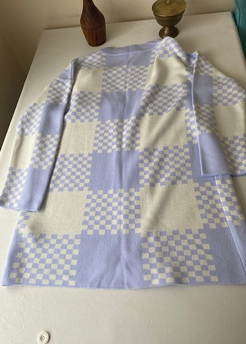 Düğmeli Beyaz Midi Kadın Hırka - Görsel 5