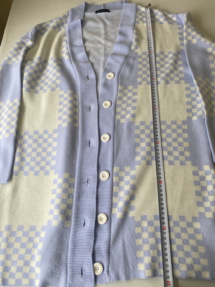 Düğmeli Beyaz Midi Kadın Hırka - Görsel 2