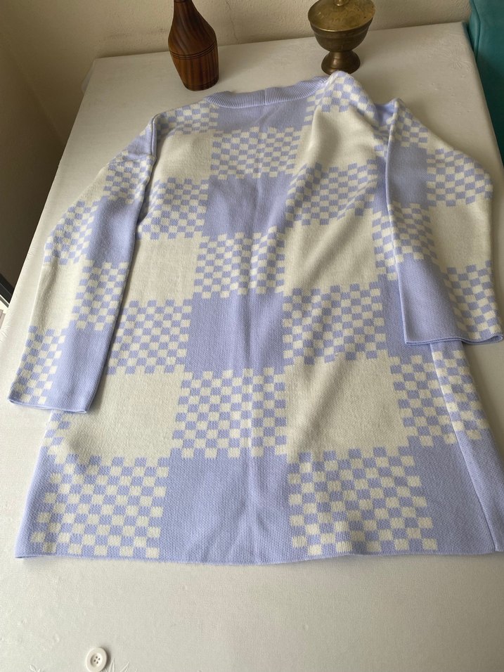 Düğmeli Beyaz Midi Kadın Hırka - Görsel 5