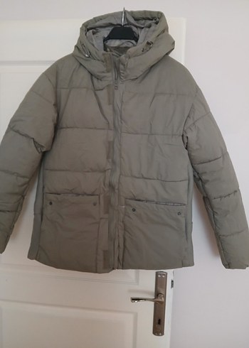 Kapüşonlu Mont, Sokak Stili - Görsel 2