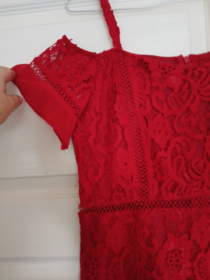 Kırmızı Dantel İşlemeli Midi Elbise - Görsel 4