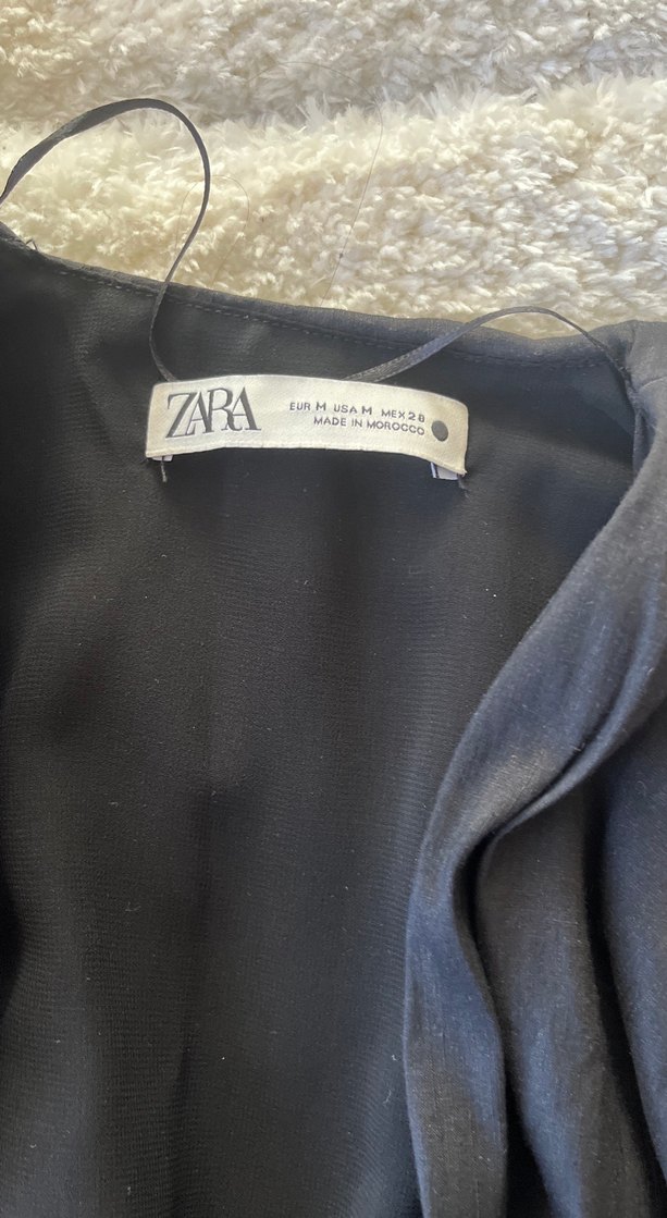 Zara vatkalı elbise - Görsel 3