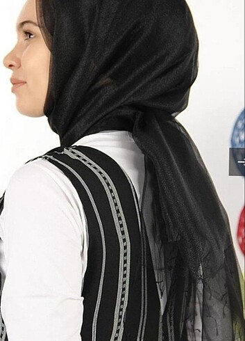 Tül şal