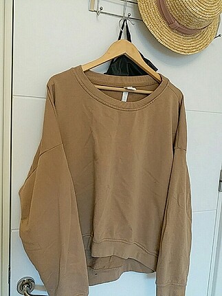 H&M sweatshirt