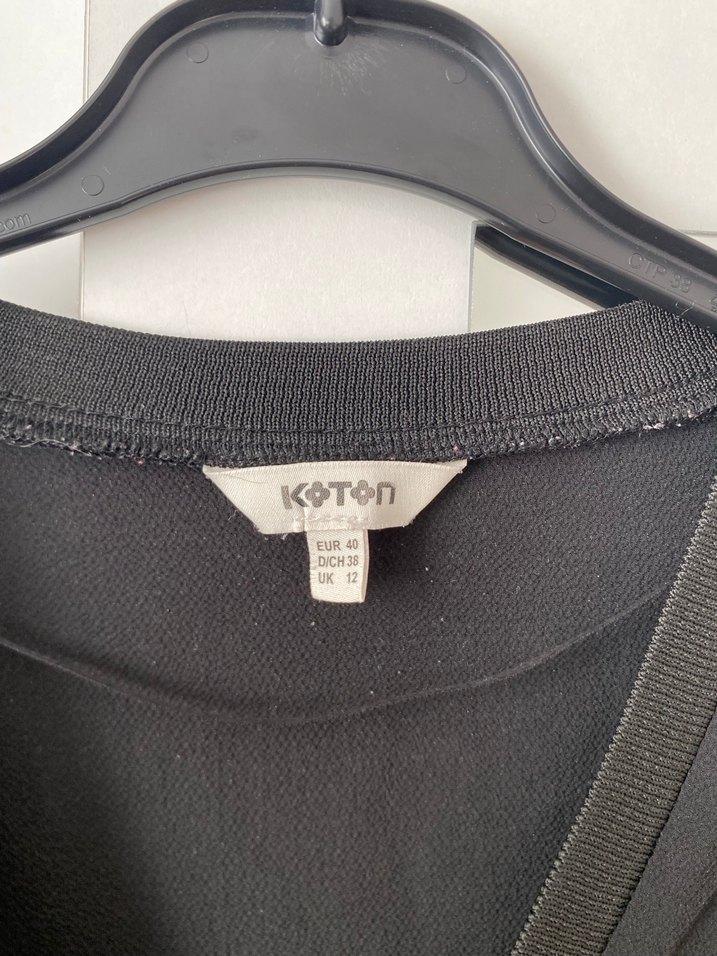 V Yaka Siyah Midi Kadın Bluz - Görsel 2