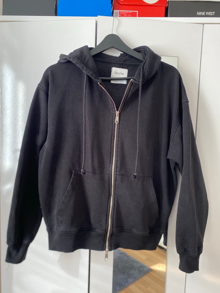 Bershka Siyah Fermuarlı hırka - Görsel 3