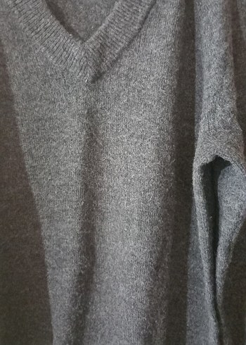 Gri V Yakalı Örgü Kadın Kazak - Görsel 2