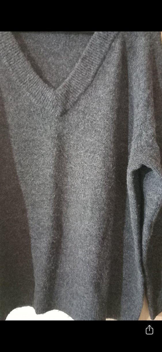 Gri V Yakalı Örgü Kadın Kazak - Görsel 2