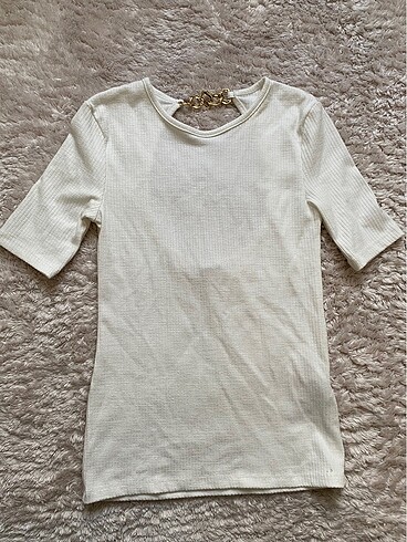 Beyaz tshirt