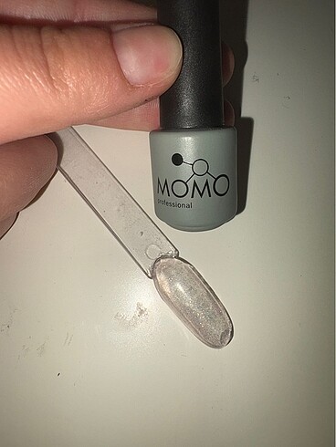 Momo simli kalıcı oje