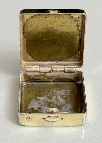 TOLEDO ALTIN KAKMA ENFIYE KUTUSU - Görsel 3