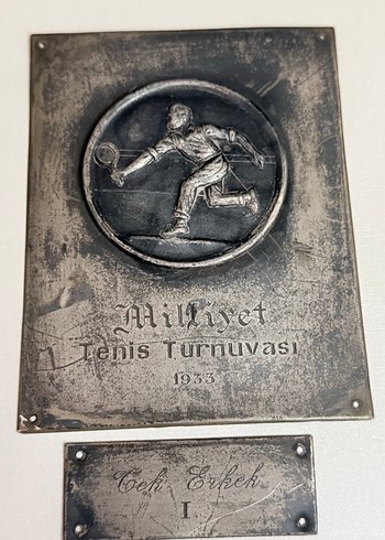 TENİS TURNUVASI 1933 GÜMÜŞ MADALYASI - Görsel 3