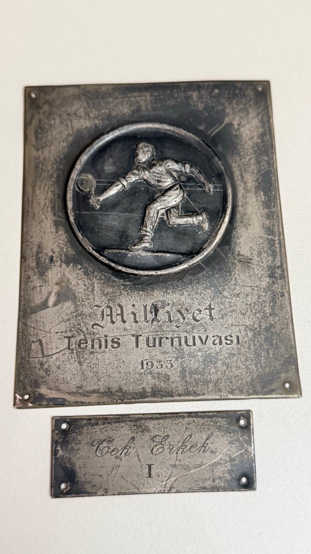TENİS TURNUVASI 1933 GÜMÜŞ MADALYASI - Görsel 3