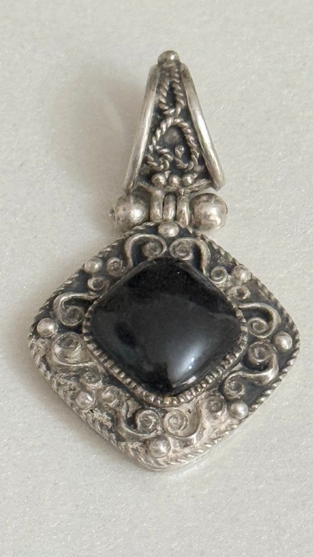 925 AYAR GÜMÜŞ ONİKS TAŞLI KOLYE UCU - Görsel 3