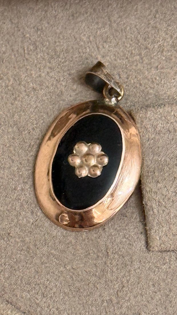 14 AYAR ALTIN SİYAH MİNE İŞLEMELİ KOLYE - Görsel 4