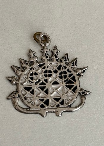 HİTİT GÜNEŞİ GÜMÜŞ KOLYE MİNE İŞLEMELİ - Görsel 4