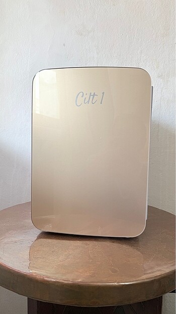 CİLT 1 GÜZELLİK DOLABI