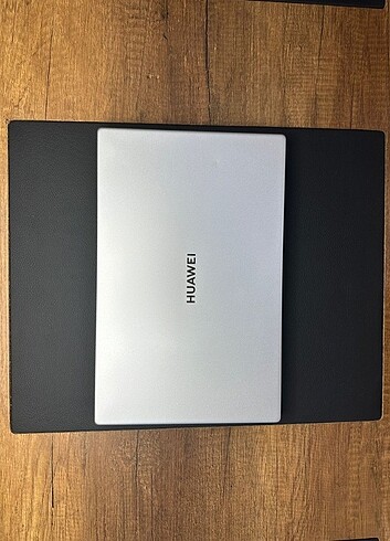 HUAWEI MATEBOOK D15 16+512 GB Mistik Gümüş Dizüstü Bilgisayar