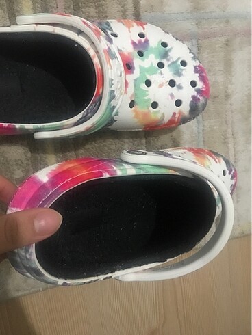 39 Beden çeşitli Renk Crocs