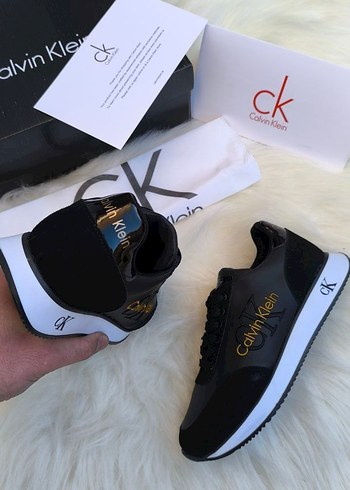 İTHAL  CALVİN KLEİN - Görsel 3