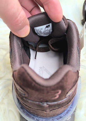 NEW BALANCE 9060 STİLİNİ BİLENLERE - Görsel 5