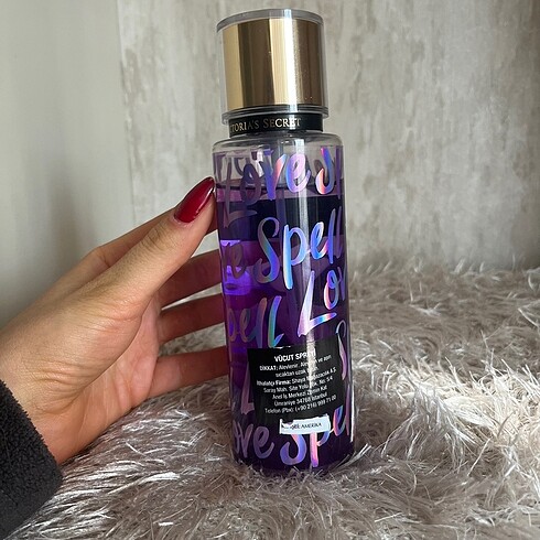 Victoria s Secret Victoria Secret Vücut spreyi