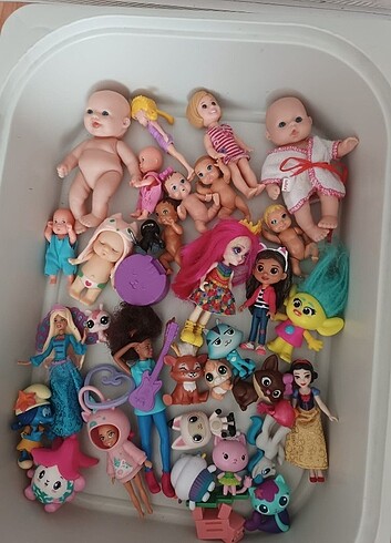  Karışık oyuncaklar Barbie troll polly pocket 