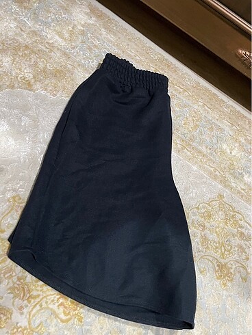 Zara beli lastikli şort