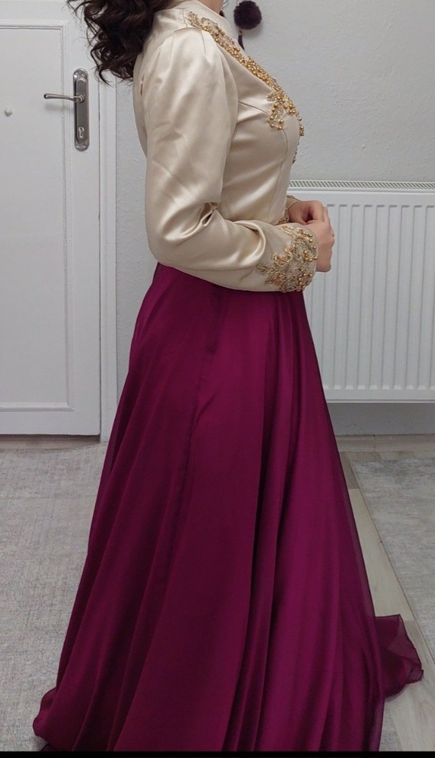 Uzun Mor İşlemeli Kadın Abiye - Görsel 2