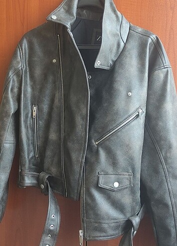 Zara Crop