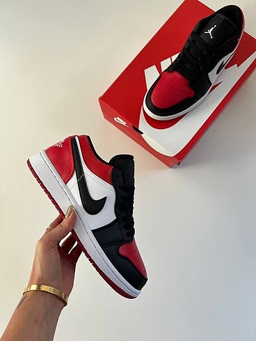 Nike Air Jordan 1 Low Bred Toe(36-45 arası numaralar)