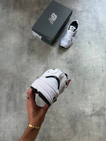 36 Beden New Balance 530 ?White Black(36-45)