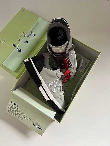Off White 40-45 Arası Numaralar