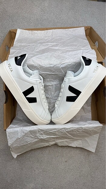 VEJA CAMPO WHİTE ?White & Black?