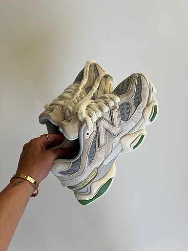 NEW BALANCE 9060 X BRICKS & WOOD