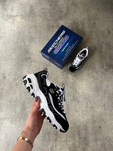 Skechers D'Lites-Biggest Fan Black White