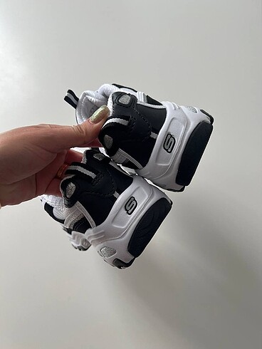39 Beden siyah Renk Skechers D'lites Fresh Start Beyaz Siyah Derili Simli