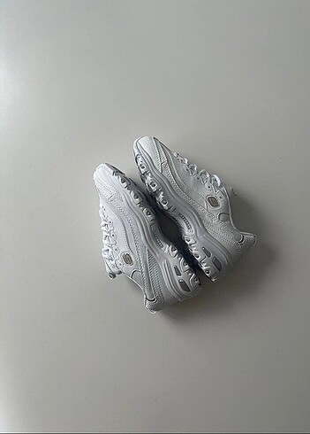 37 Beden Skechers kadın ayakkabı