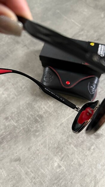 Rayban Ferrari Siyah Cam Kırmızı Sap - Görsel 4