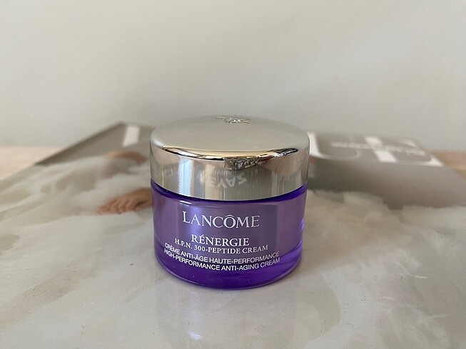 Peptit krem niasinamid hyalüronik asit içeren krem Lancome