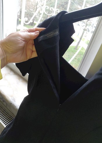 Siyah V Yaka Drapeli Hamile Tişörtü - Görsel 4